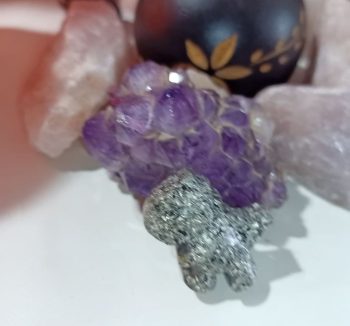 Small Dinosaur Orgonite 8 gr. Model 3