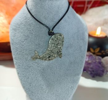 Orgonite Whale pendant 4 gr.