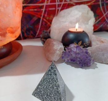 Small Pyramid Orgonite 3 sides 40 gr.