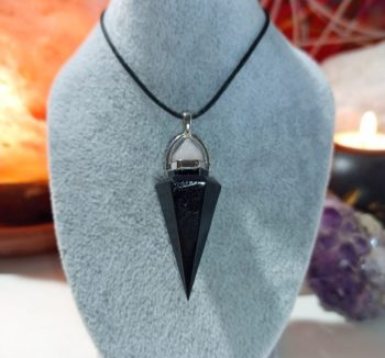 Orgonite pyramid pendant of MAGNETITE and quartz point 8 gr. weight
