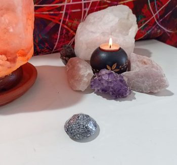Small diamond pyramid orgonite 20 gr.