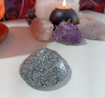Large Diamond Pyramid Orgonite 110 gr.